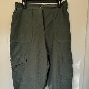 Lululemon Light Utilitech Cargo Pocket High-Rise Pant Size 31